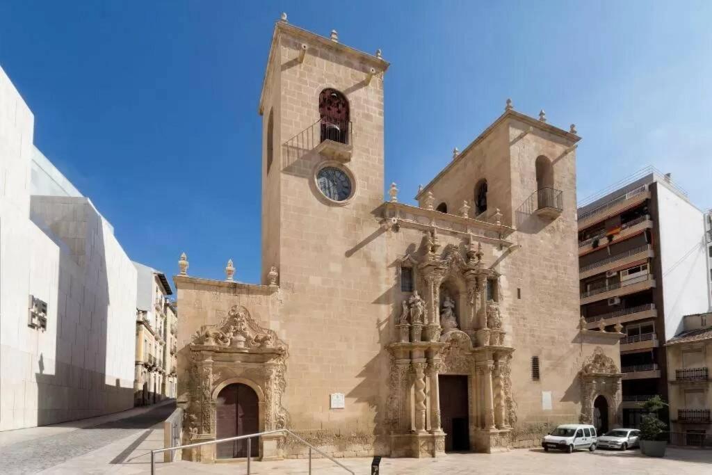 Cozy Room Guapo-Alicante Nearby The Beach And The Center Exterior photo