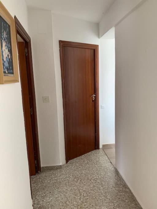 Cozy Room Guapo-Alicante Nearby The Beach And The Center Exterior photo
